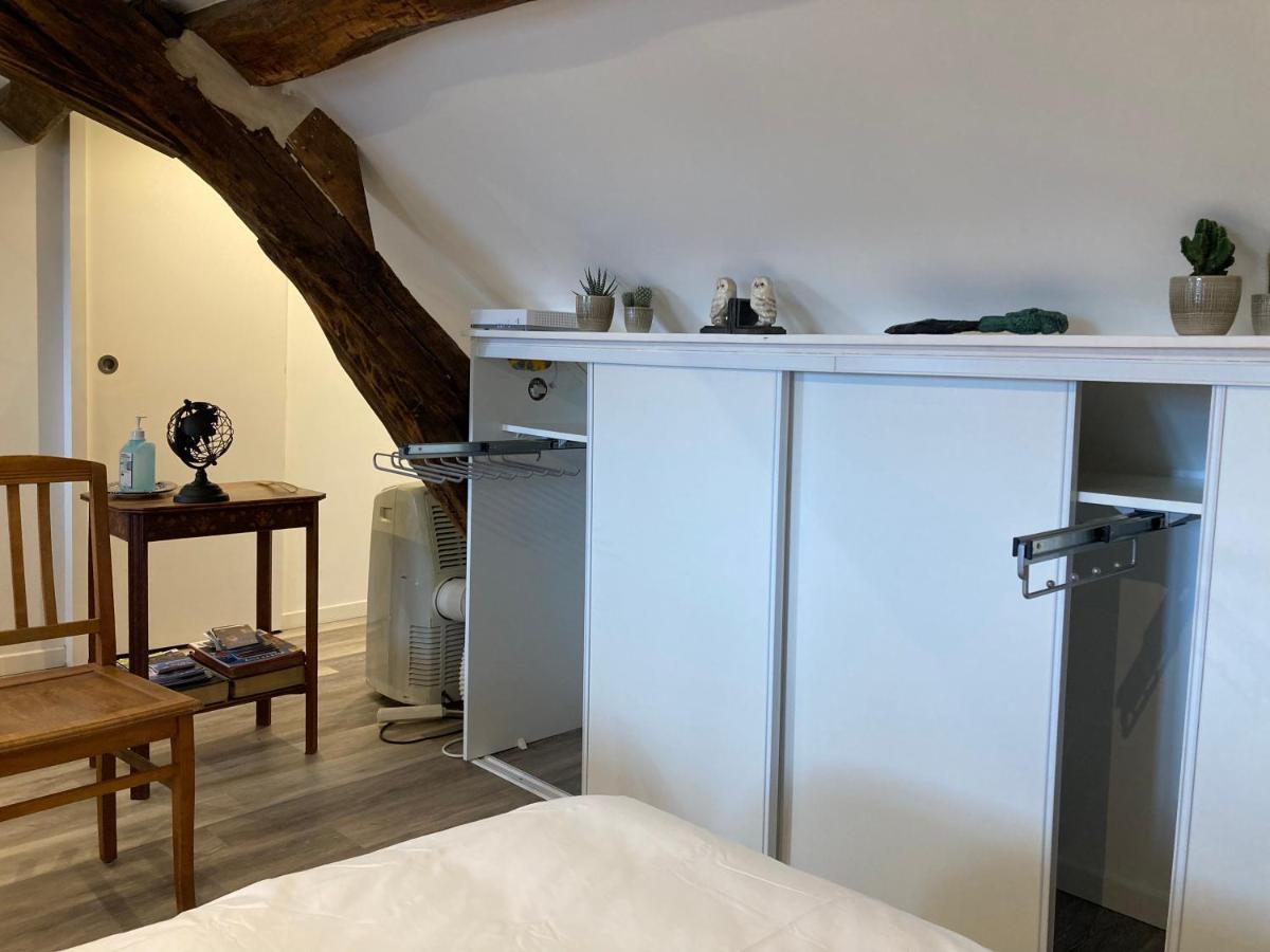 Appartamento Un Sejour Royal Au Calme Blois Esterno foto